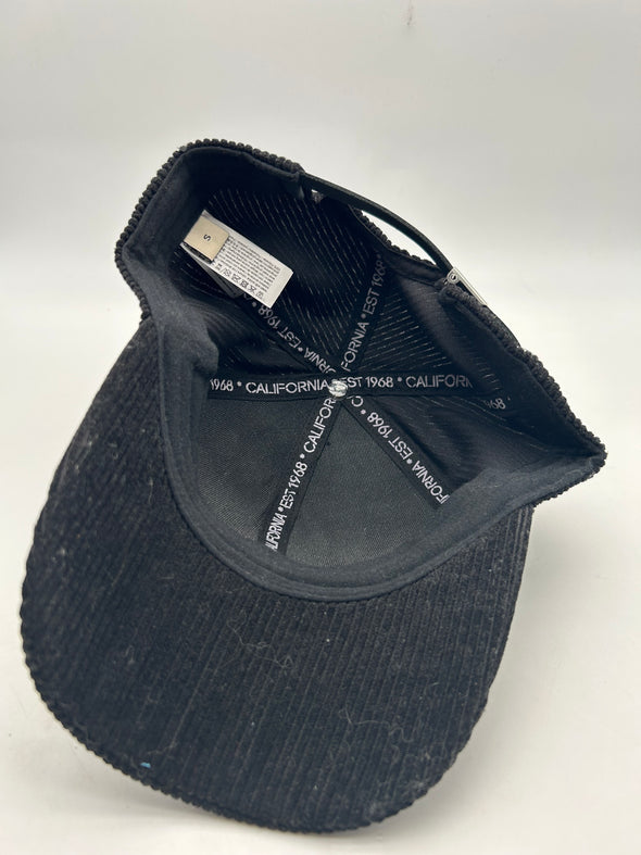 Casquette en velours côtelé