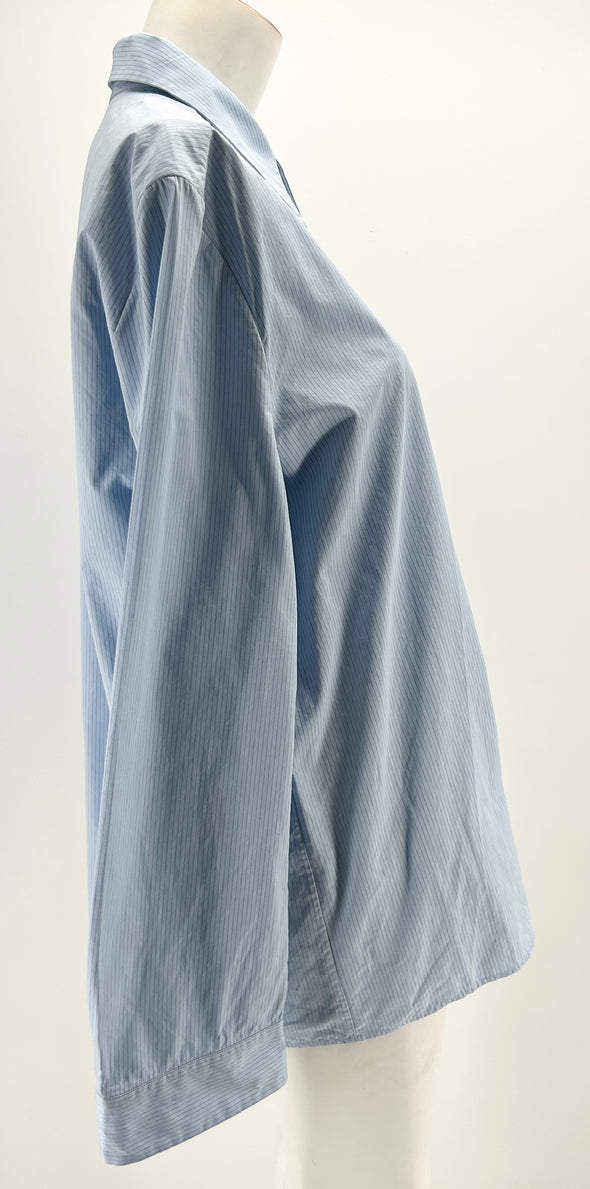 Chemise bleu clair à rayures