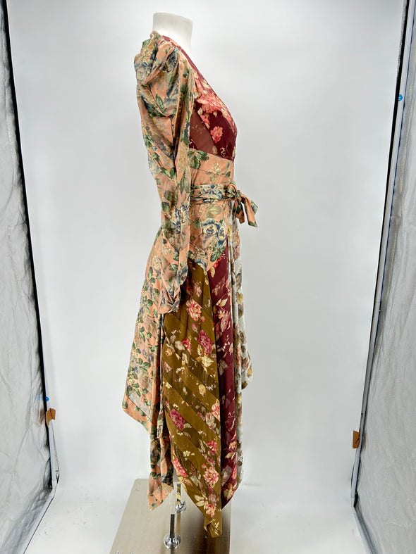Robe en soie multicolore