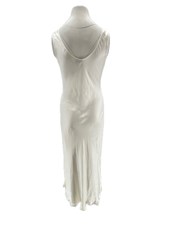 Robe satinée blanche