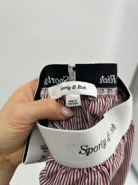 Short à rayures