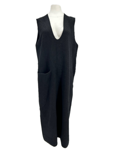 Robe en laine noire