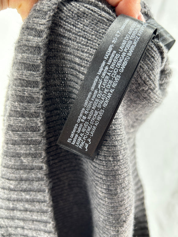 Pull en laine gris