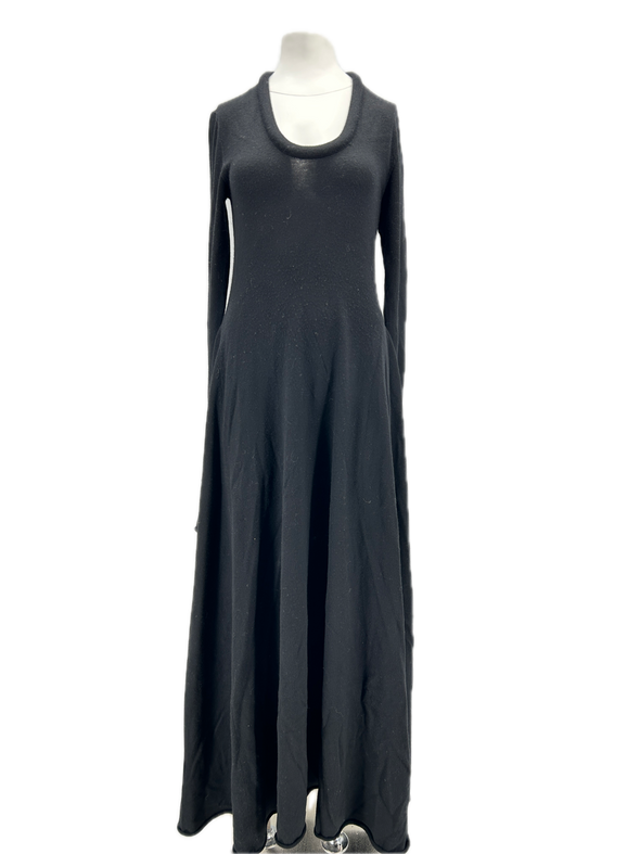 Robe en laine noire