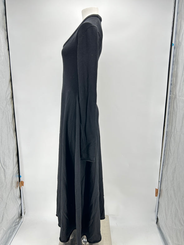 Robe en laine noire