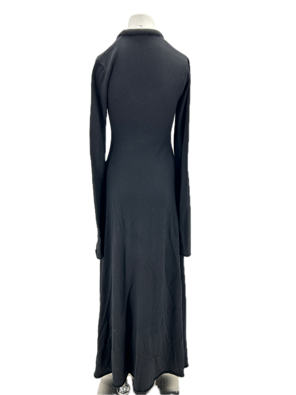 Robe en laine noire