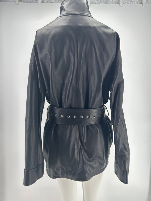 Veste en cuir noir à ceinture