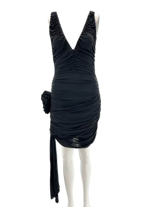 Robe noire sans manches
