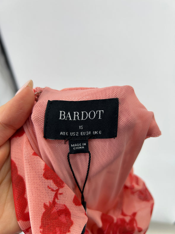 Robe asymétrique rouge