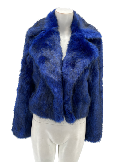 Manteau en fausse fourrure