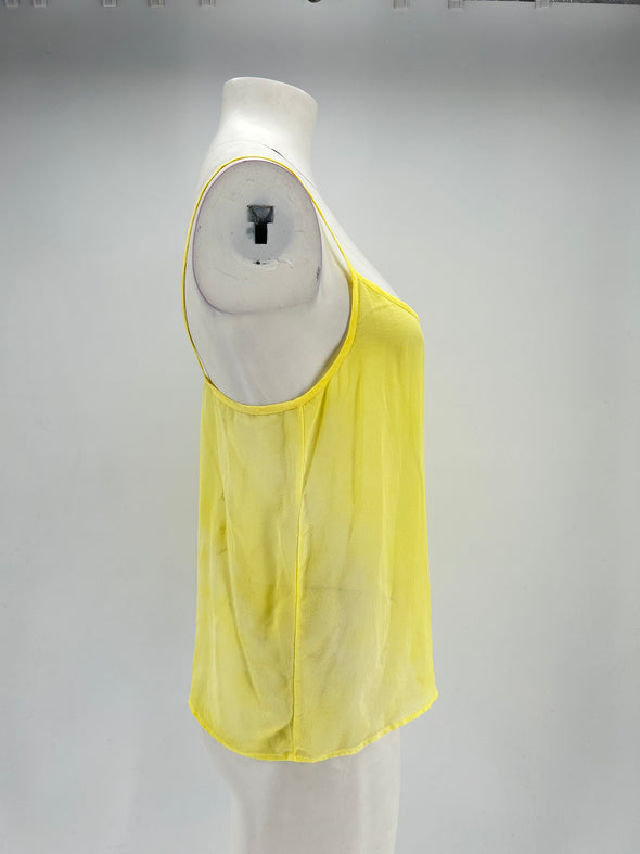 Top en soie jaune