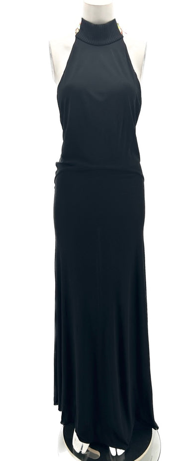 Robe noire longue à dos nu