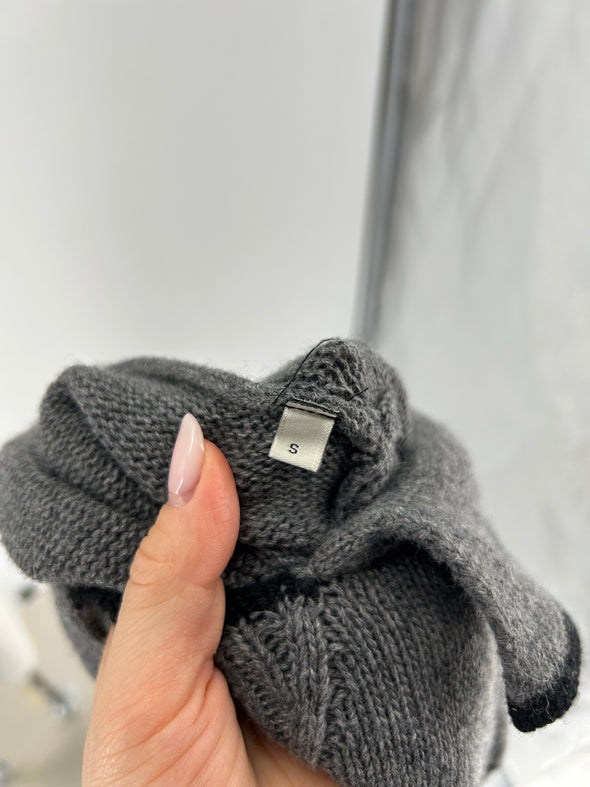 Pull gris
