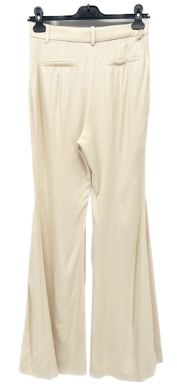 Pantalon écru évasé