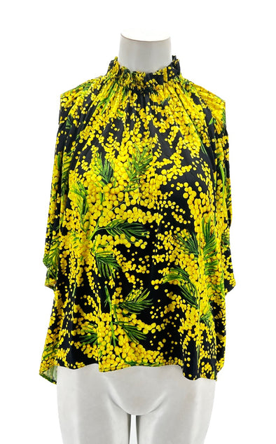 Blouse noire et jaune à fleurs