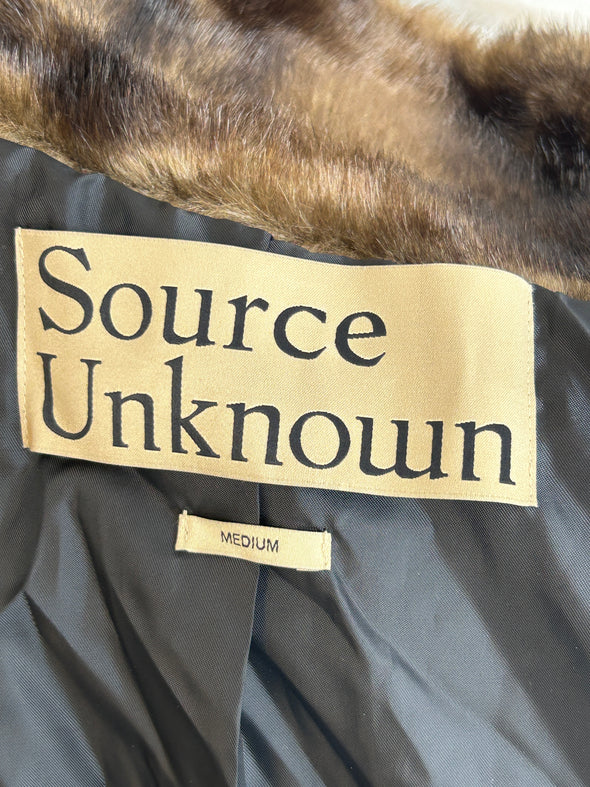 Manteau en fausse fourrure