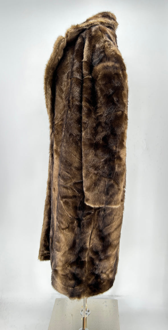 Manteau en fausse fourrure