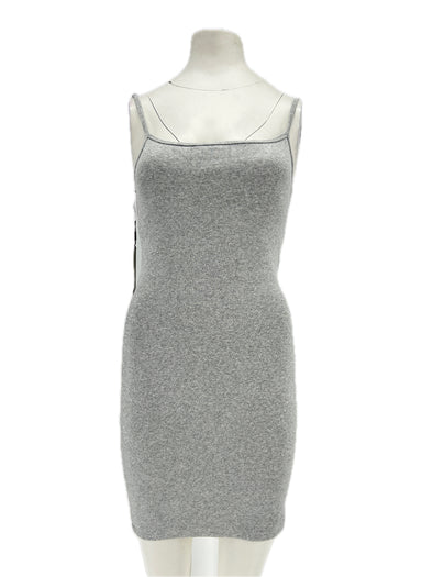 Robe grise