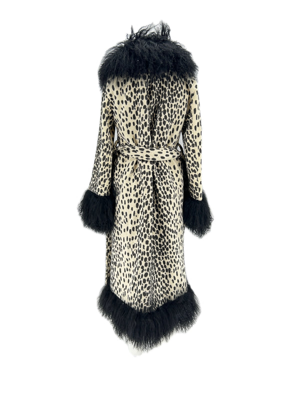 Manteau en fausse fourrure