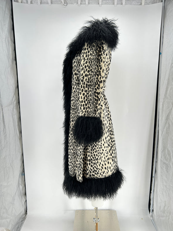 Manteau en fausse fourrure