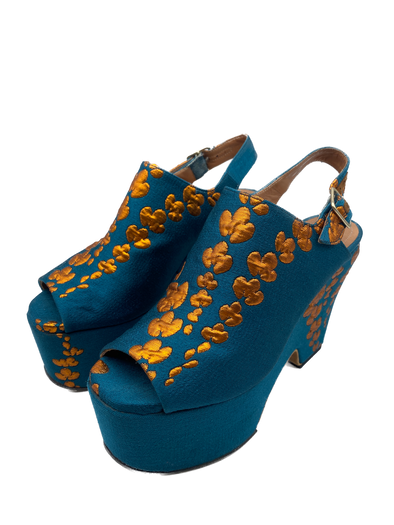 Sandales compensées