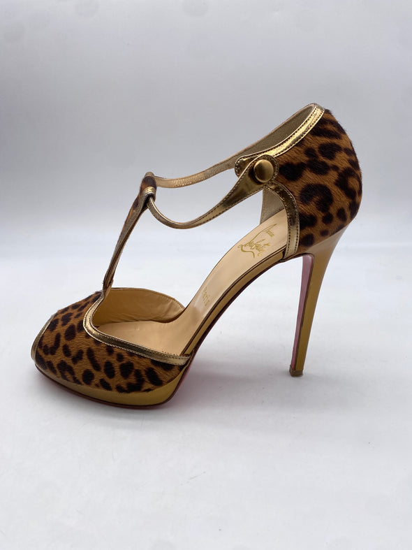 Sandales léopard à talons