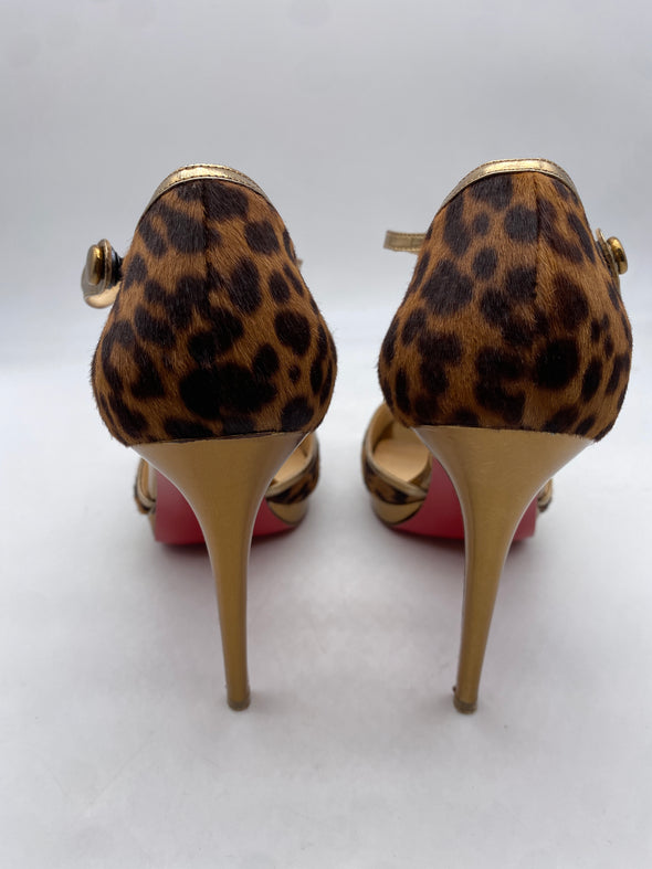 Sandales léopard à talons