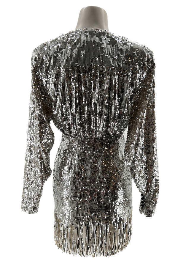 Robe à sequins argentés