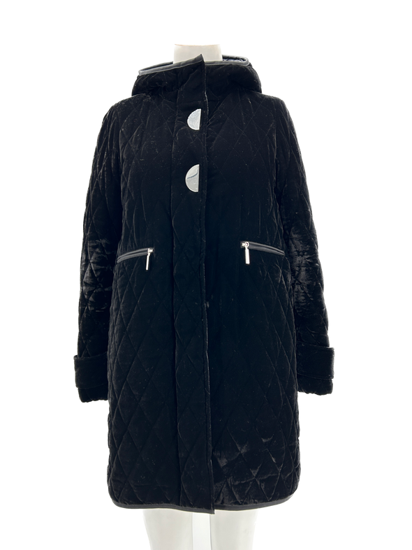 Manteau avec capuche en velours noir