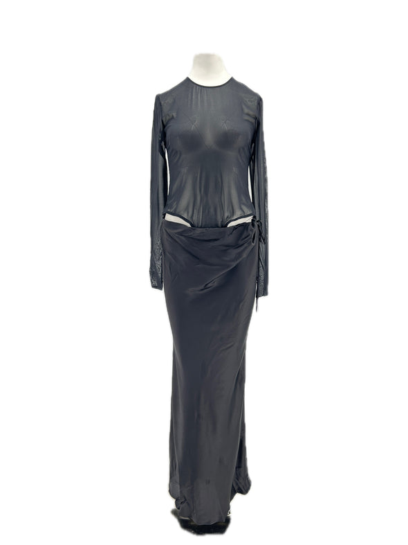 Robe noire en soie