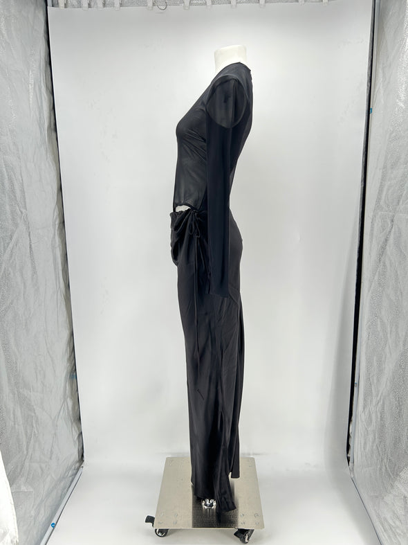 Robe noire en soie