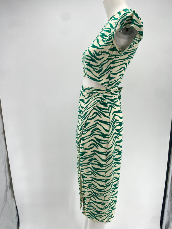 Robe zèbre vert