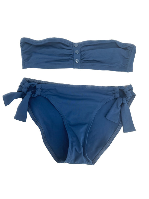 Maillot bleu deux pièces