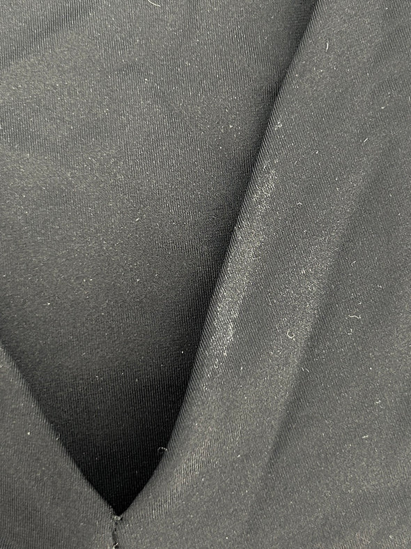 Maillot noir une pièce asymétrique