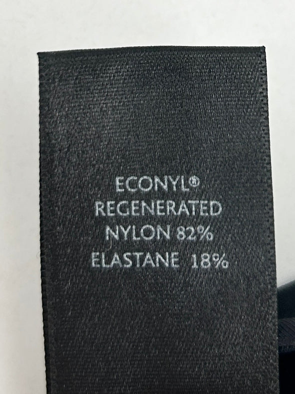 Maillot noir une pièce asymétrique
