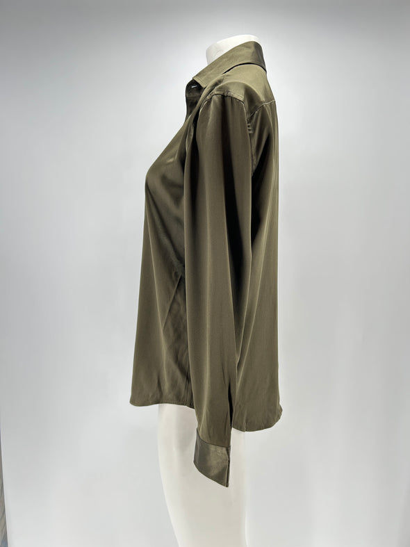Chemise en soie kaki