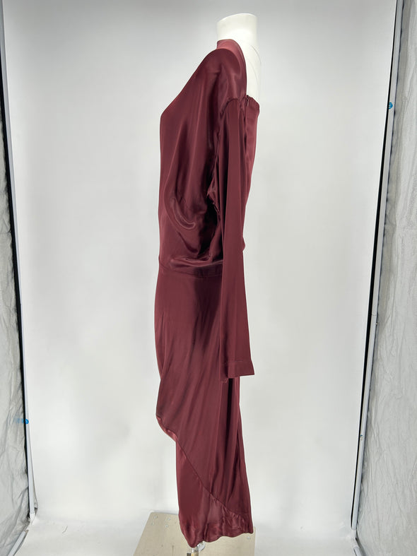 Robe satinée bordeaux