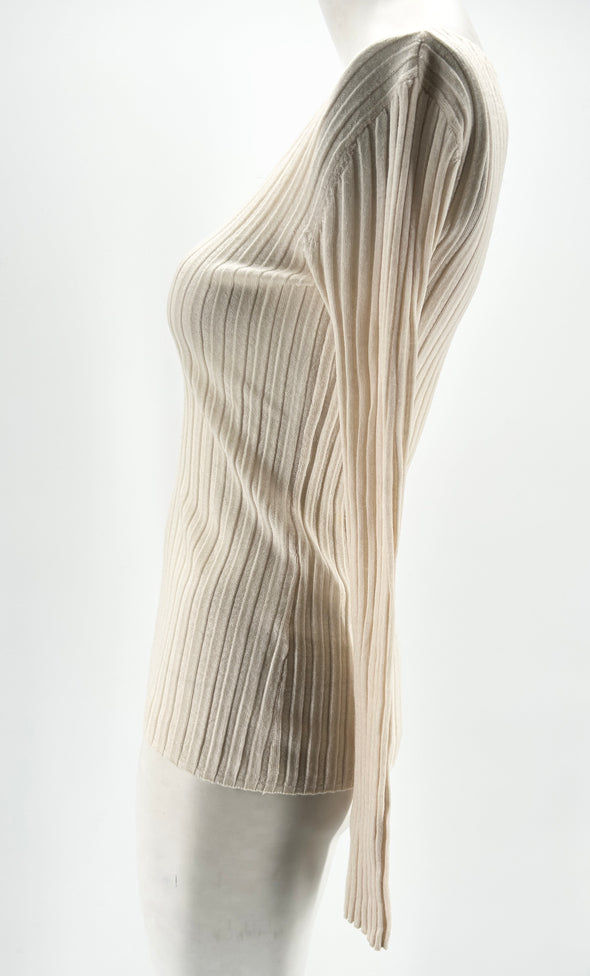 Pull écru en maille à col