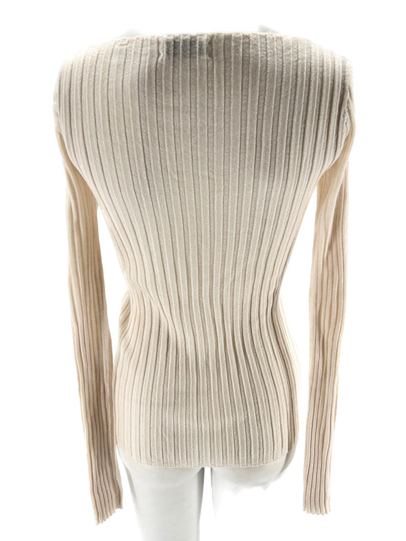 Pull écru en maille à col