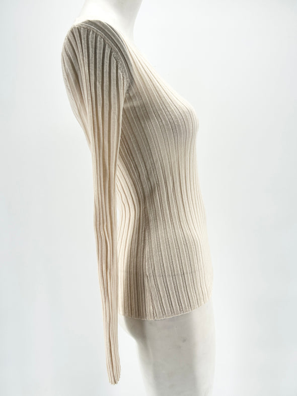 Pull écru en maille à col