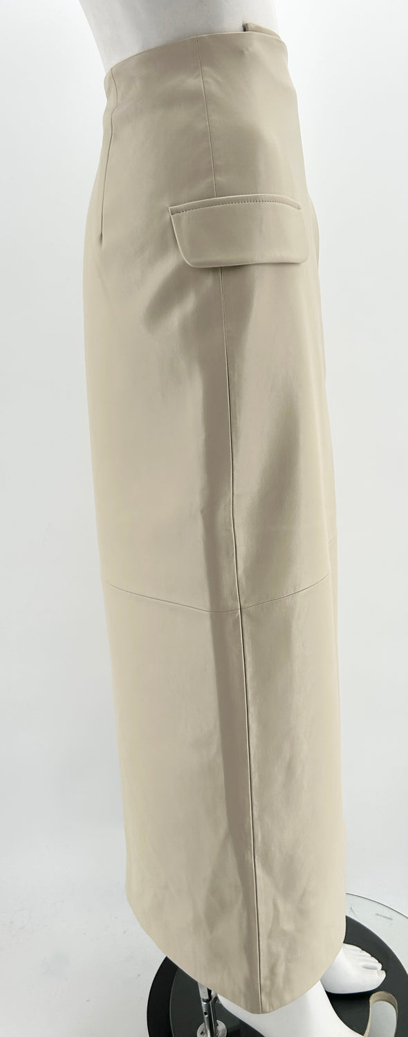 Jupe trapèze beige "Nan" en cuir vegan
