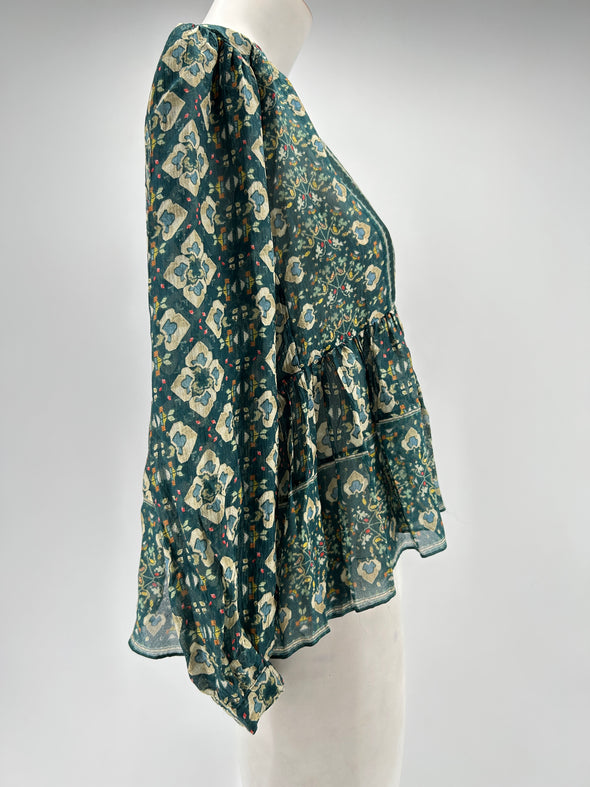 Blouse verte à imprimés