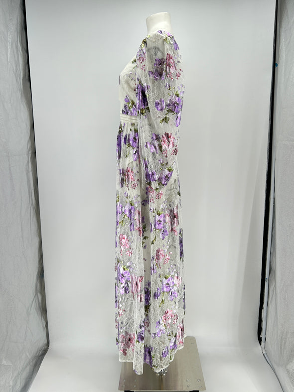 Robe longue blanche et parme