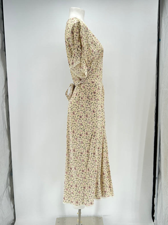 Robe en soie beige imprimée