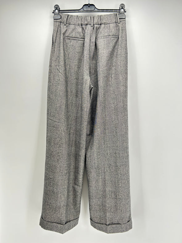 Pantalon de costume gris à carreaux