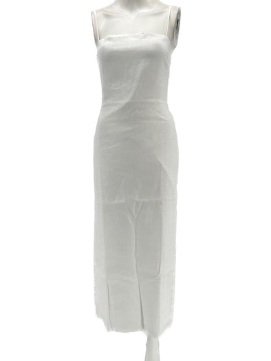 Robe longue blanche à bretelles en lin