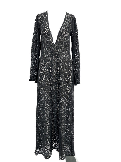 Robe noire en dentelle "Waylon"