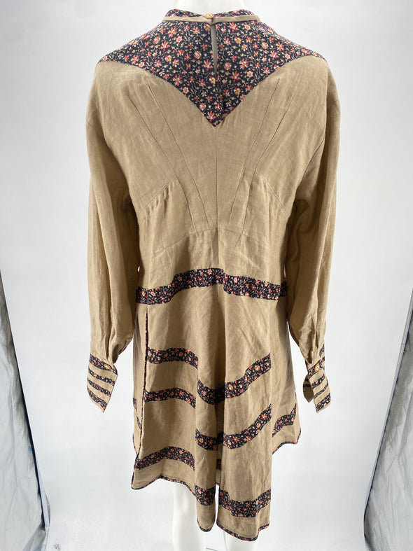 Robe beige et liberty