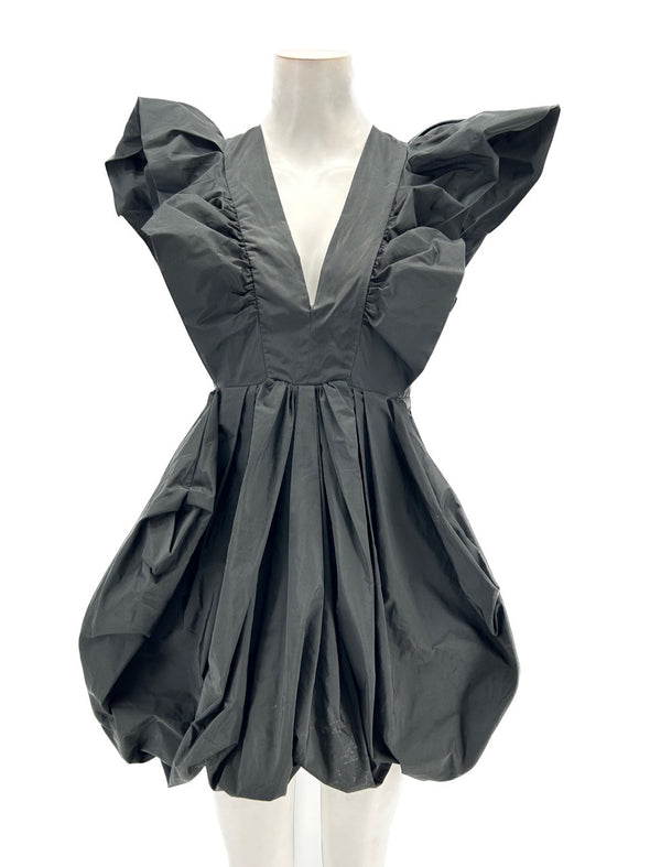 Robe bouffante à manches à volants