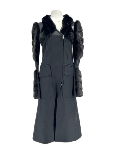 Manteau en soie et fourrure